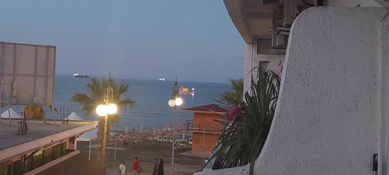 Paradise By The Sea Ларнака Екстериор снимка
